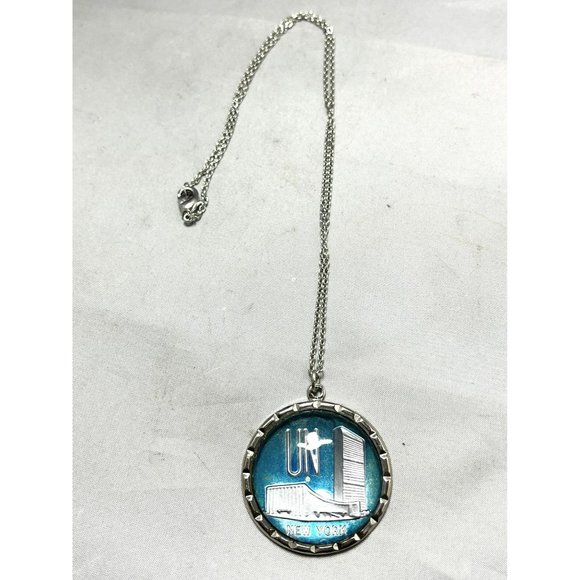 Vintage Jewelry - Vintage United Nations UN New York Pendant Necklace